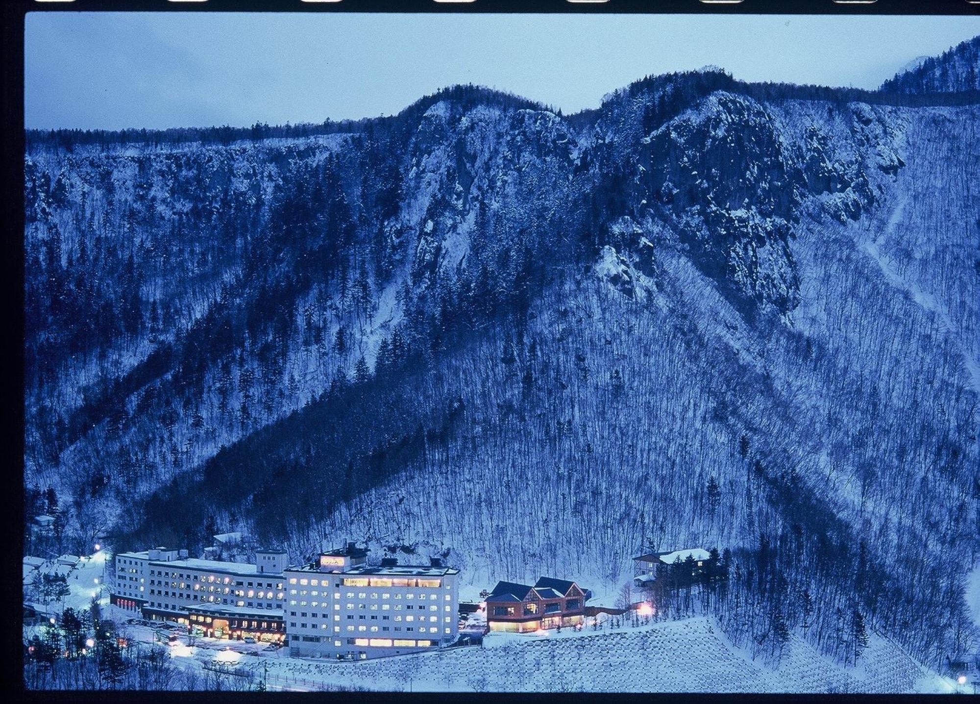 Hotel Taisetsu Onsen&Canyon Resort Kamikava Kültér fotó